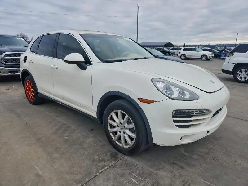 2012 PORSCHE CAYENNE   