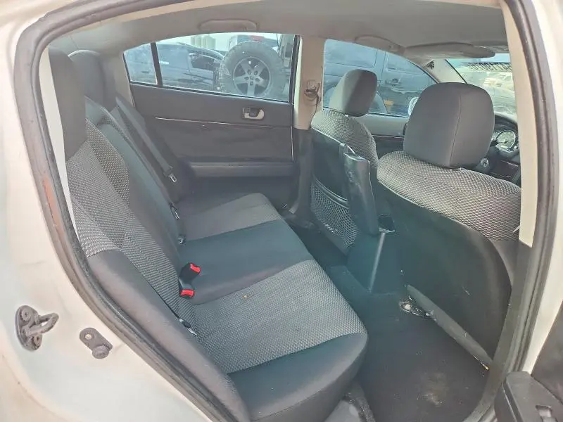 2012 MITSUBISHI GALANT ES  