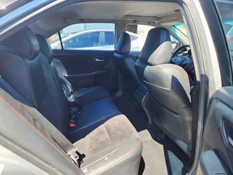 2016 TOYOTA CAMRY XSE  
