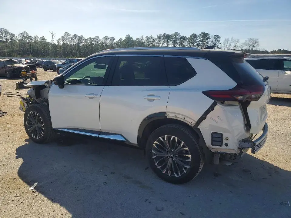 2024 NISSAN ROGUE PLATINUM  