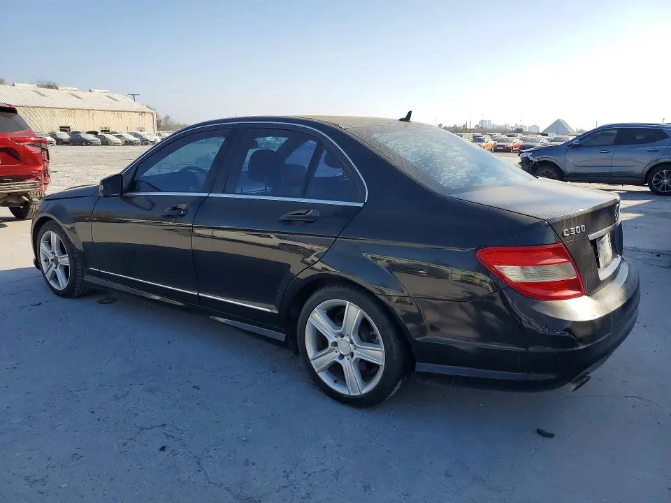 2011 MERCEDES-BENZ C 300  