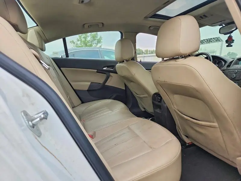 2011 BUICK REGAL CXL  