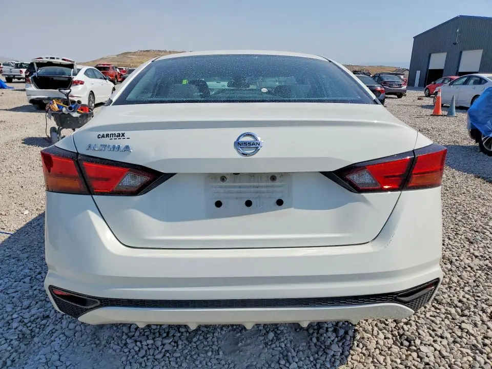 2022 NISSAN ALTIMA S  