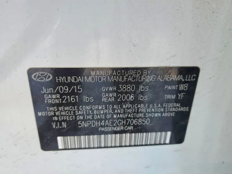 2016 HYUNDAI ELANTRA SE  
