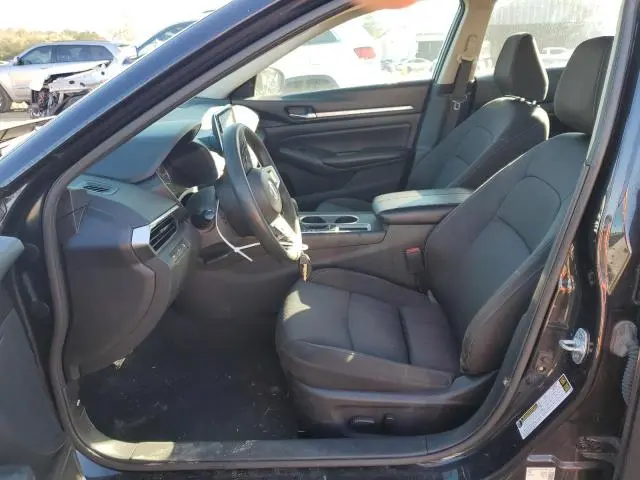 2022 NISSAN ALTIMA SV  
