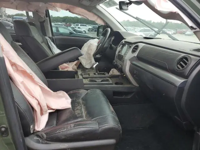 2020 TOYOTA TUNDRA CREWMAX SR5  