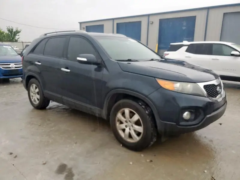 2012 KIA SORENTO BASE  
