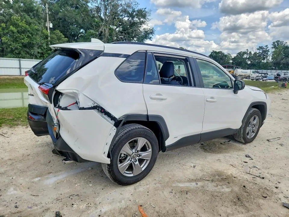 2025 TOYOTA RAV4 LE  