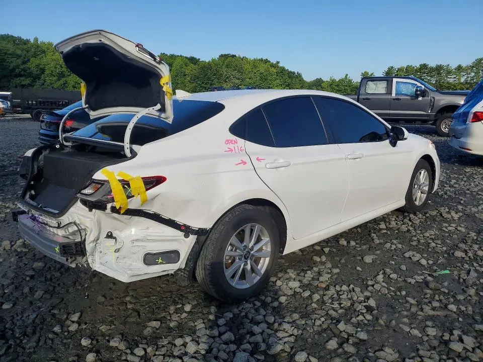 2026 TOYOTA CAMRY LE  