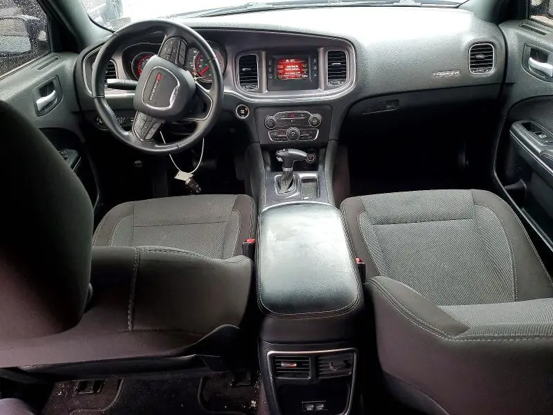 2017 DODGE CHARGER SE  
