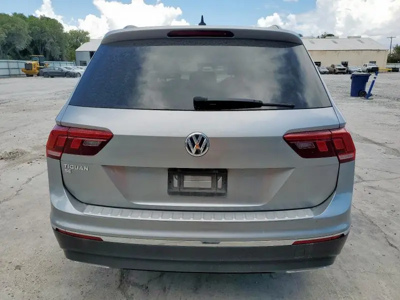 2020 VOLKSWAGEN TIGUAN SE  