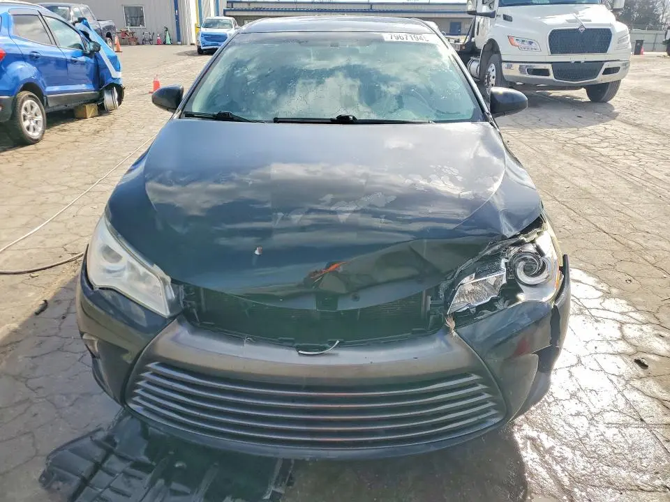 2015 TOYOTA CAMRY LE  