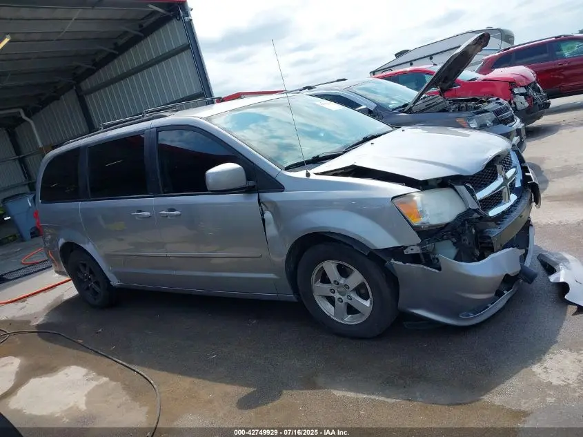 2013 DODGE GRAND CARAVAN SXT