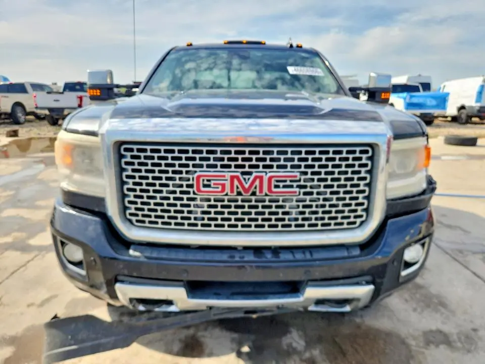 2016 GMC SIERRA K3500 DENALI  