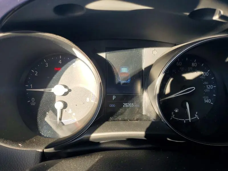 2021 TOYOTA C-HR XLE  