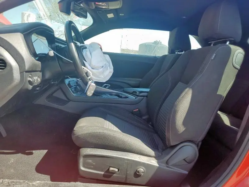 2022 DODGE CHALLENGER SXT  