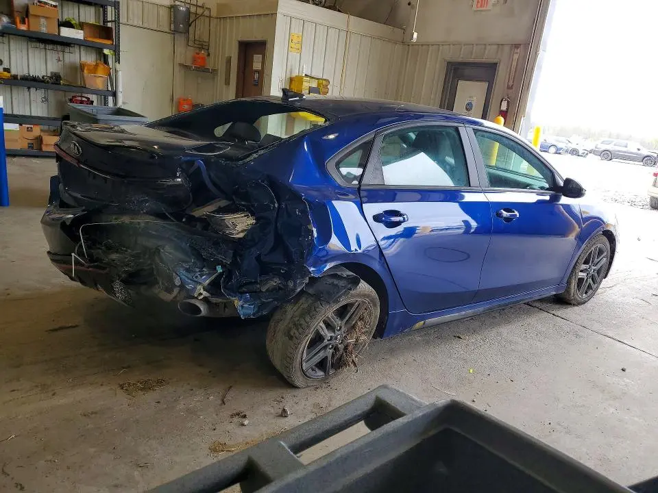 2021 KIA FORTE GT LINE  