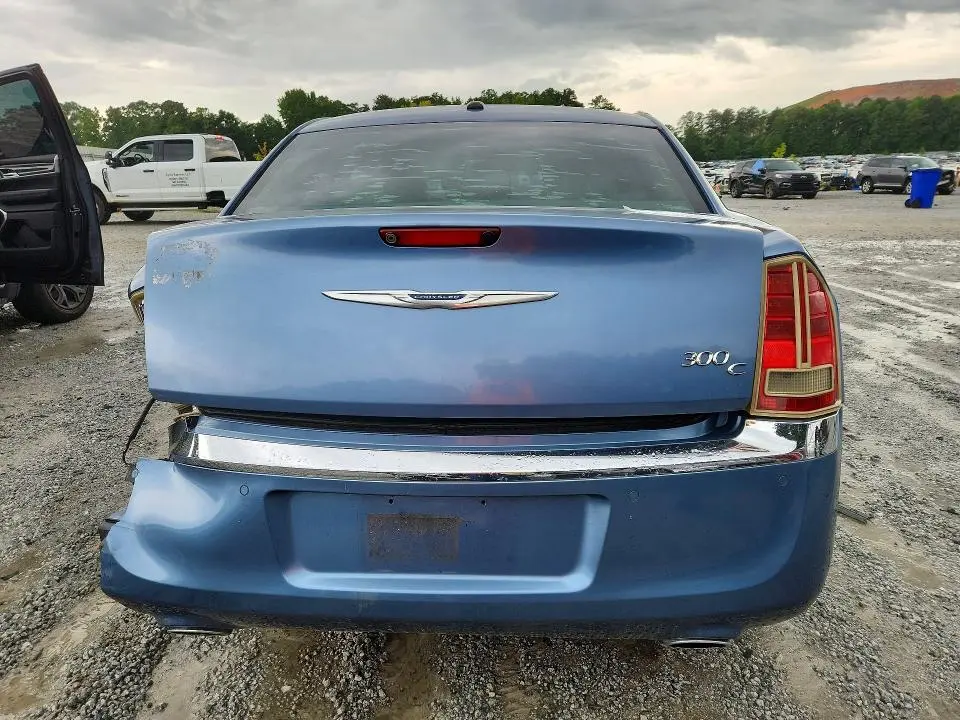 2011 CHRYSLER 300C   