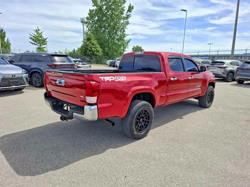 2017 TOYOTA TACOMA SR5 V6  