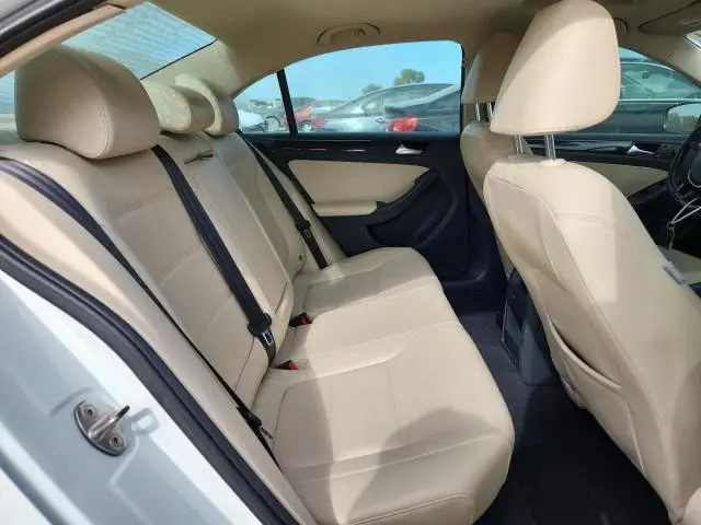 2017 VOLKSWAGEN JETTA SEL  