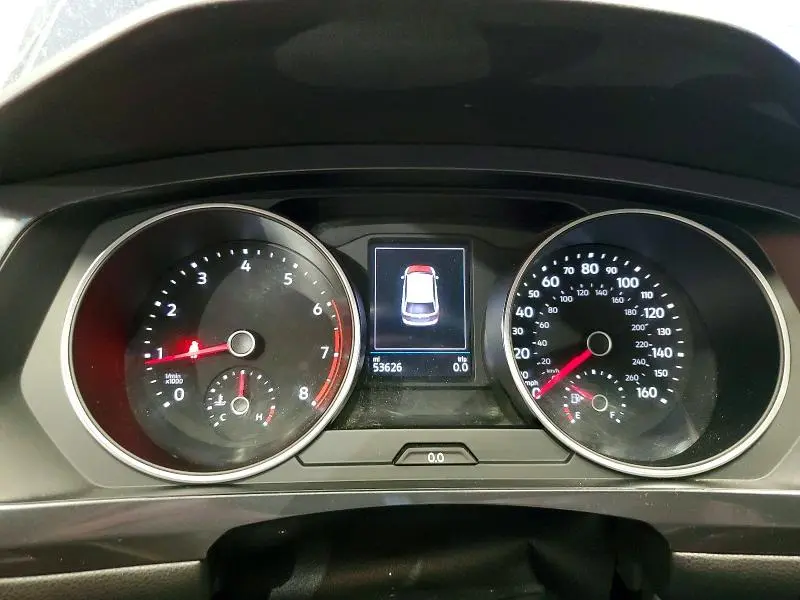 2018 VOLKSWAGEN TIGUAN SE  
