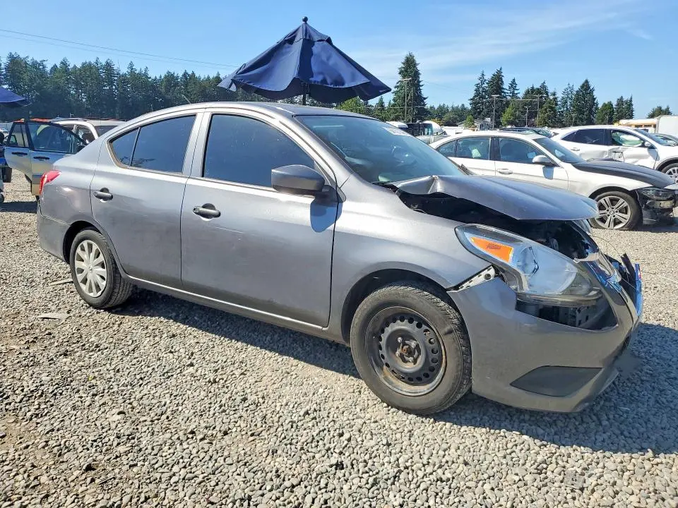 2018 NISSAN VERSA S  