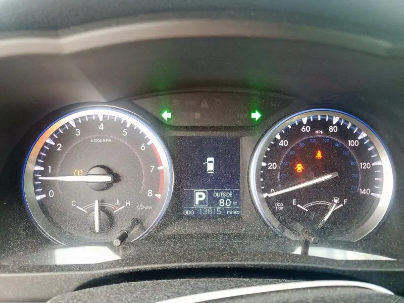 2016 TOYOTA HIGHLANDER LE  