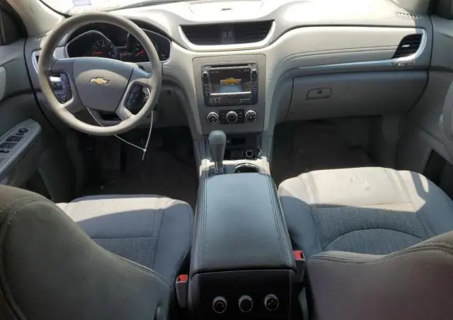 2016 CHEVROLET TRAVERSE LS  