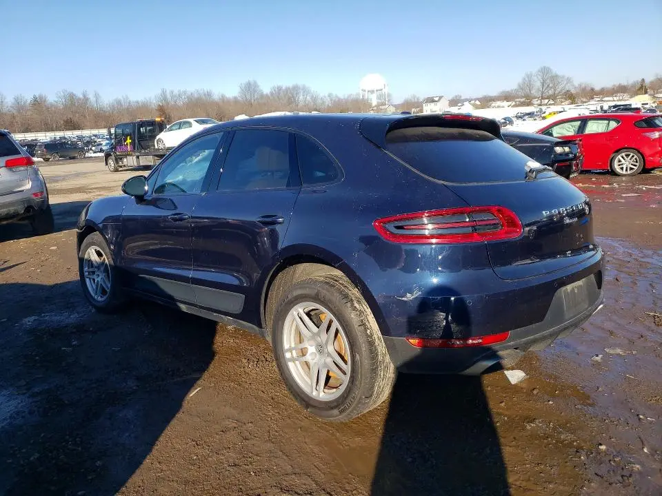 2018 PORSCHE MACAN   
