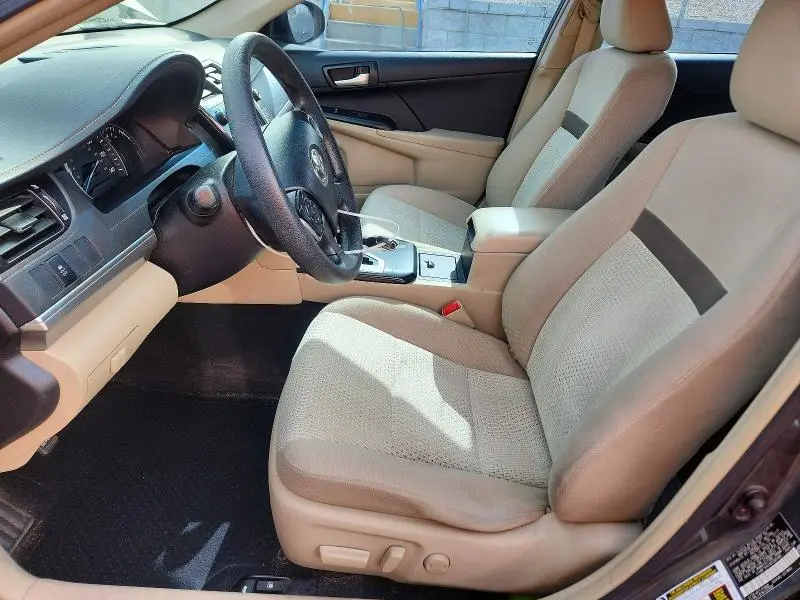 2013 TOYOTA CAMRY LE  