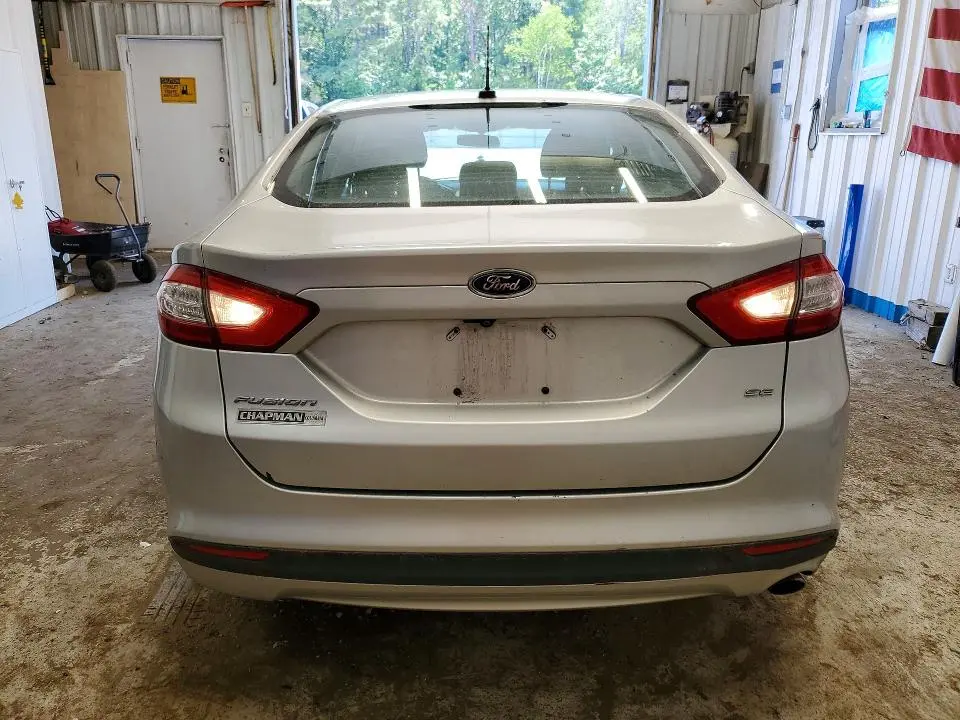 2015 FORD FUSION SE  