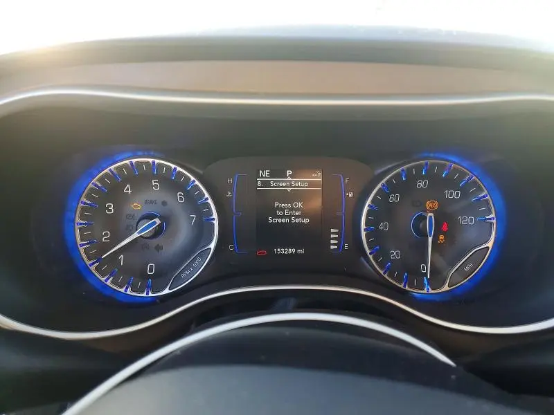 2020 CHRYSLER VOYAGER LXI  