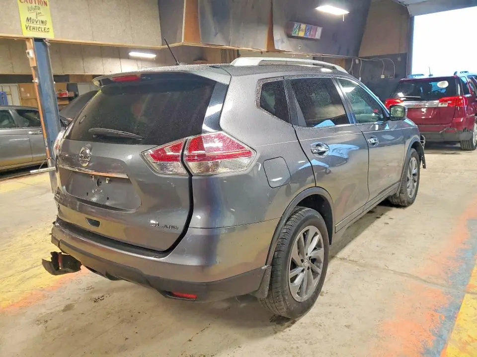2016 NISSAN ROGUE SL  