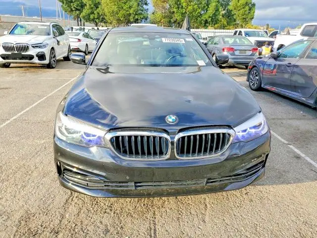 2019 BMW 530E   