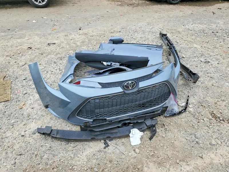 2021 TOYOTA COROLLA XLE  