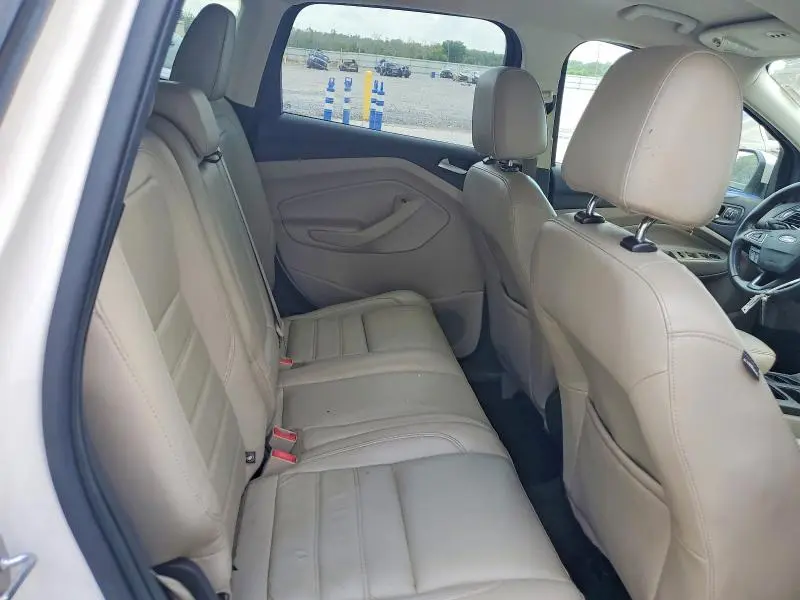 2017 FORD ESCAPE TITANIUM  