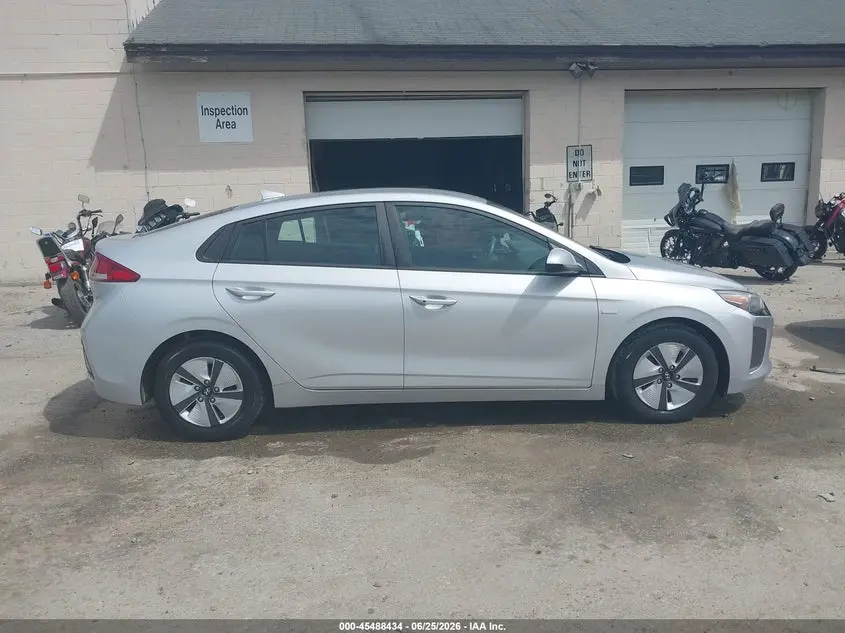 2018 HYUNDAI IONIQ HYBRID BLUE