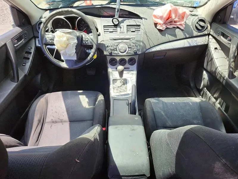 2010 MAZDA 3 I  