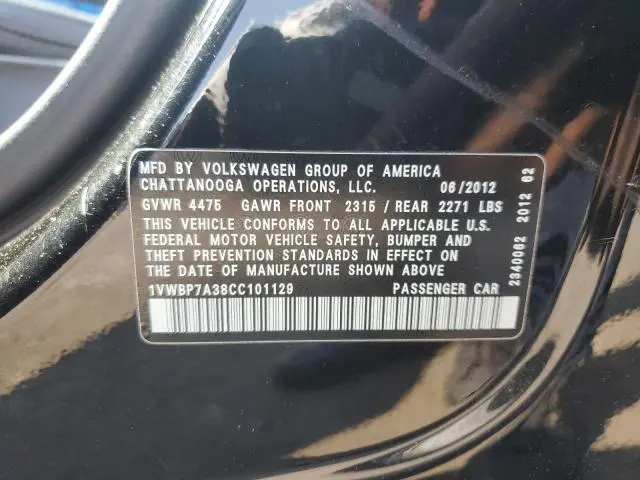 2012 VOLKSWAGEN PASSAT SE  