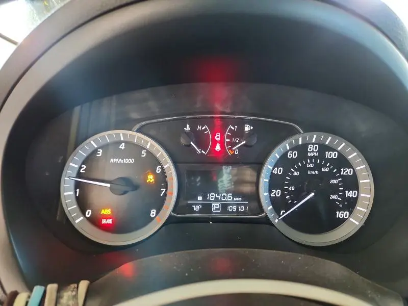 2014 NISSAN SENTRA SV  