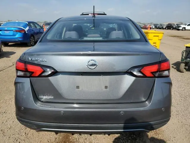 2021 NISSAN VERSA S  