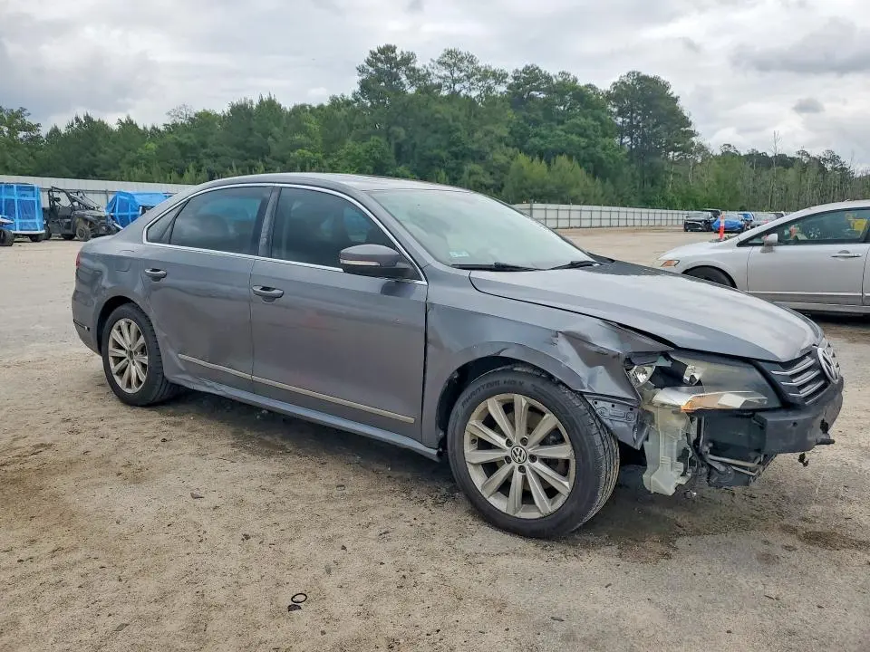 2013 VOLKSWAGEN PASSAT SEL  