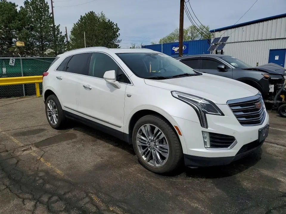 2017 CADILLAC XT5 PREMIUM LUXURY  