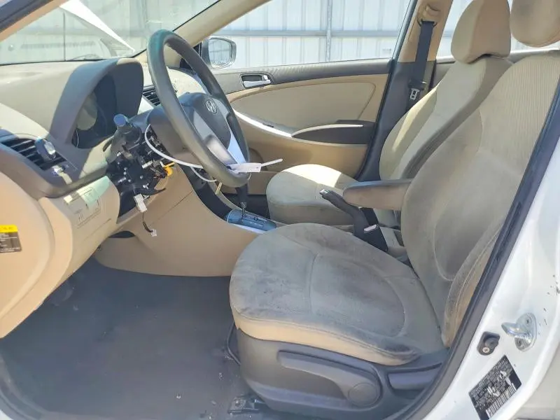 2012 HYUNDAI ACCENT GLS  