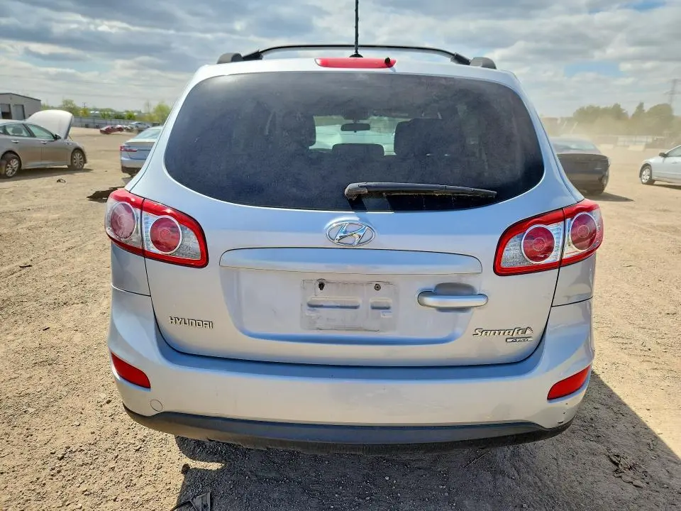 2010 HYUNDAI SANTA FE GLS  