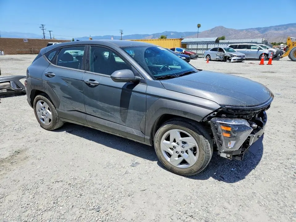 2025 HYUNDAI KONA SE  