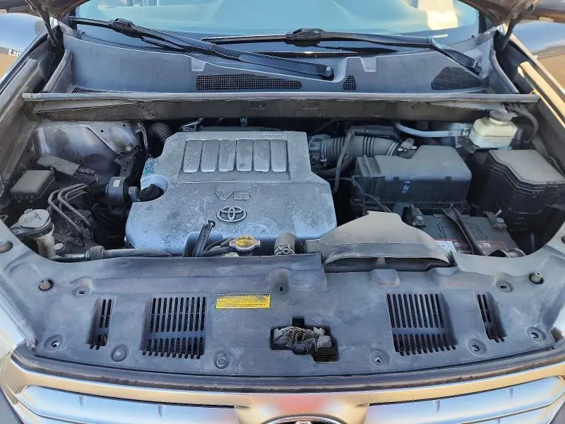 2013 TOYOTA HIGHLANDER LIMITED  