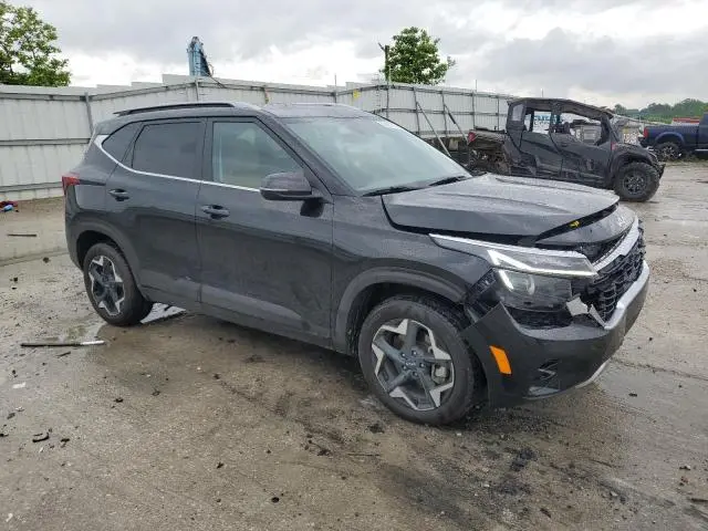 2024 KIA SELTOS EX  