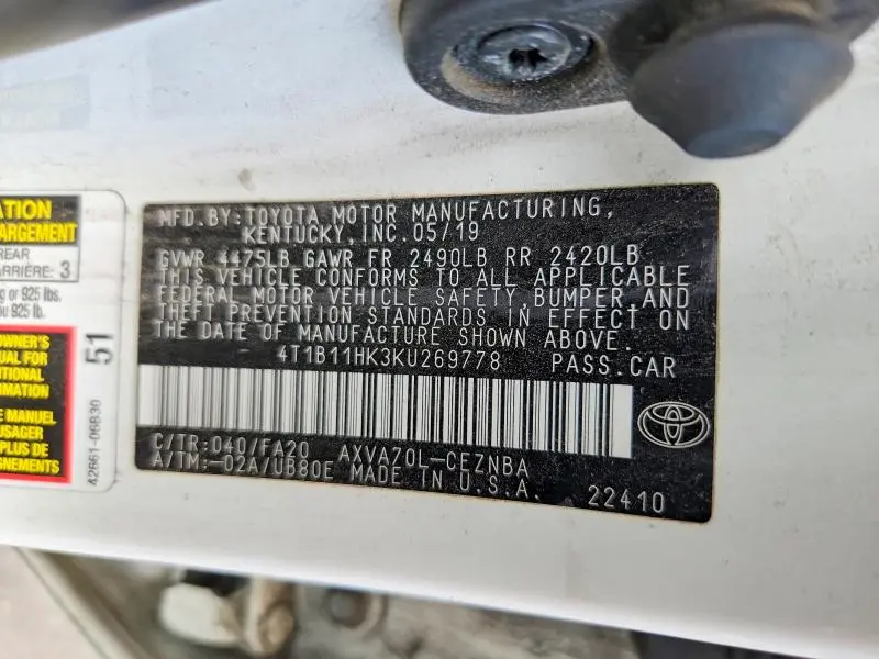 2019 TOYOTA CAMRY LE  