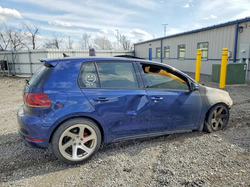 2011 VOLKSWAGEN GTI   